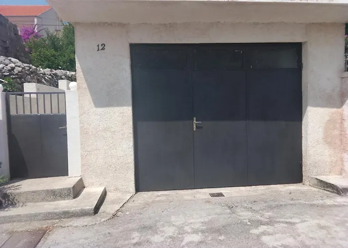 아파트 Marin 시베니크