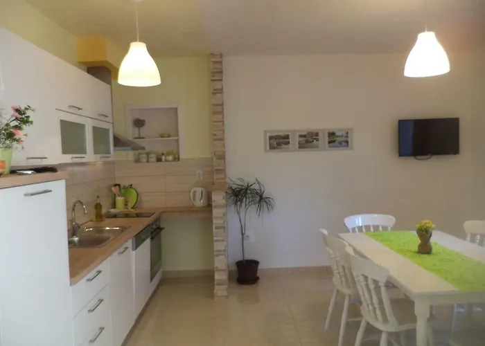 Marin 아파트 시베니크